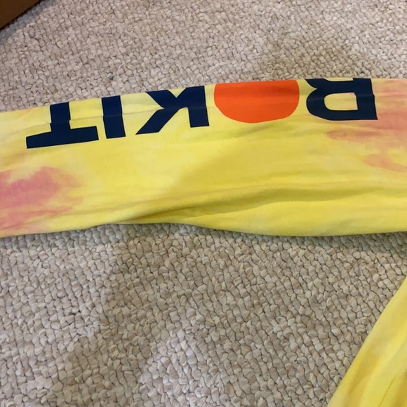 New Rokit Abstract Long Sleeve Yellow Tie-Dye Tee - Picture 3 of 5